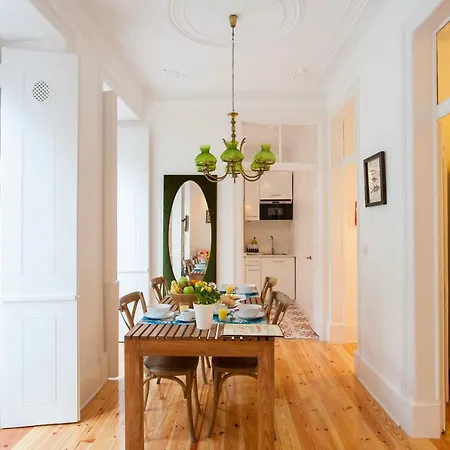 Principe Real Patio House