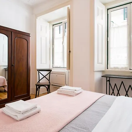 Principe Real Patio House *